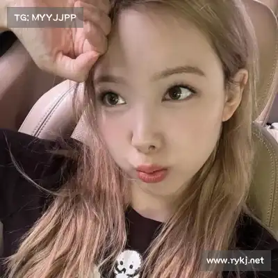 蒙炯芊